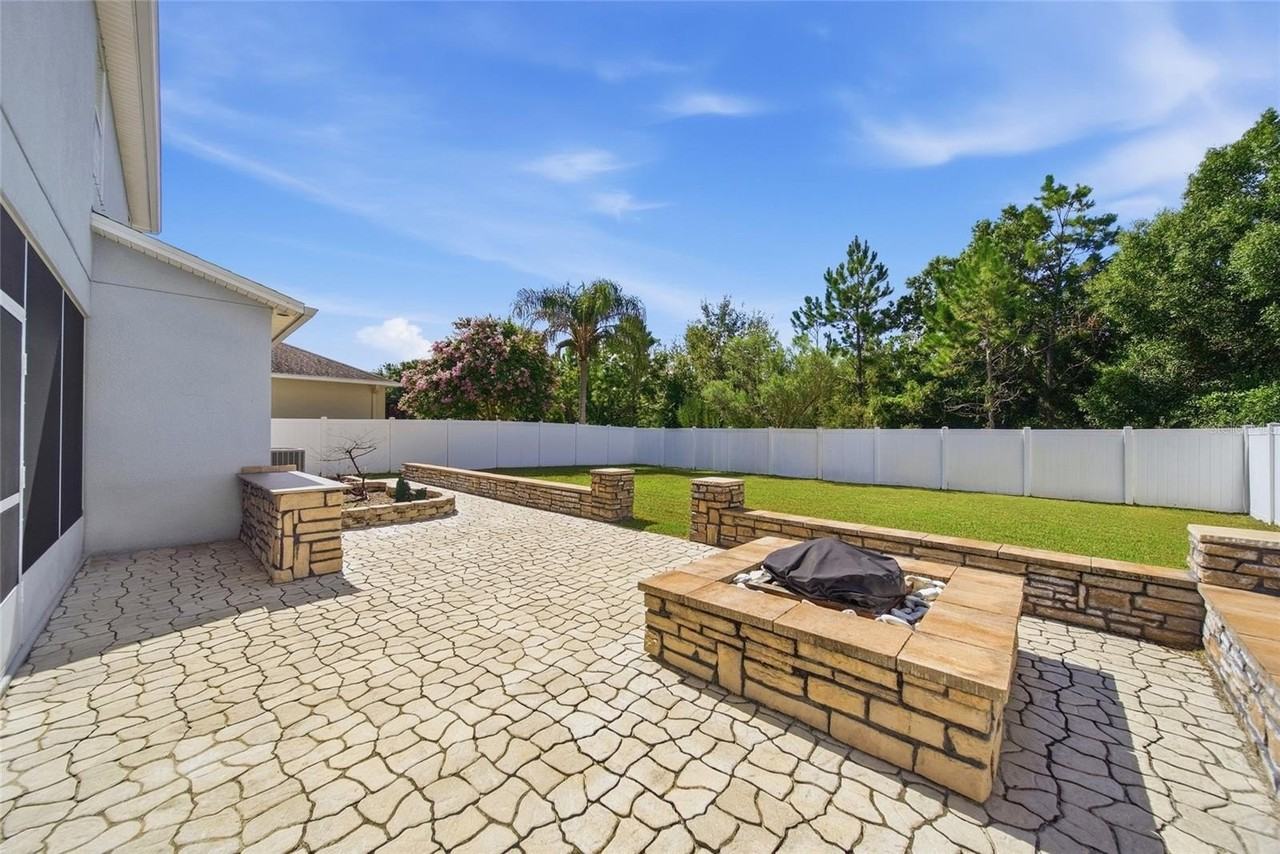 12125 Streambed Dr - Photo 5 of 50