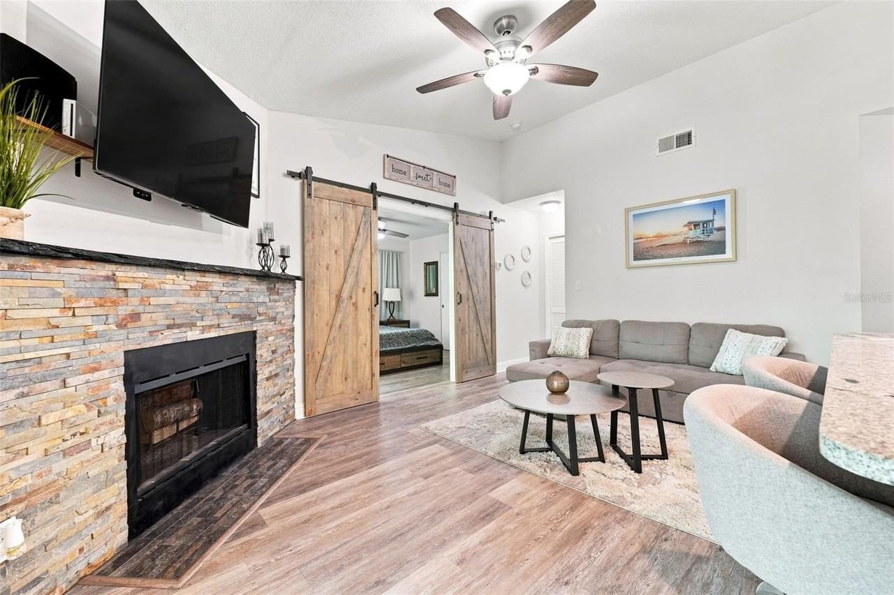 8630 Mallard Reserve Dr #203 - Photo 6 of 38