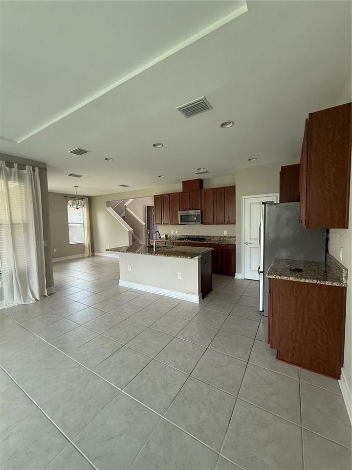 29211 Perilli Pl - Photo 3 of 19