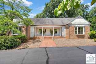 266 Plantation Rd - Photo 1 of 1