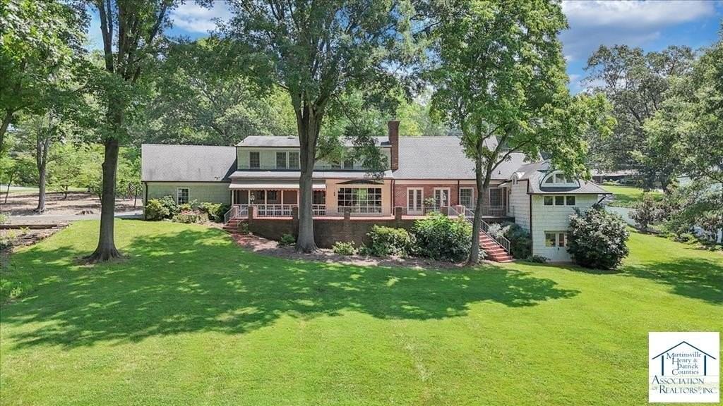 266 Plantation Rd - Photo 2 of 23