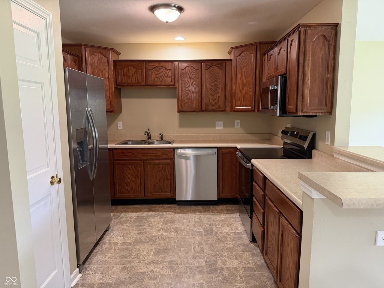 13030 Jenna Ct - Photo 5 of 17