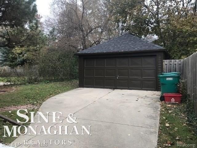 1332 Somerset Ave - Photo 5 of 41