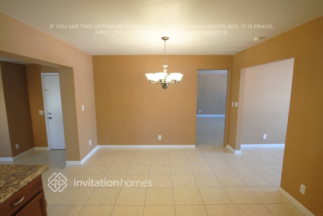 907 N Wedgewood Dr - Photo 5 of 15
