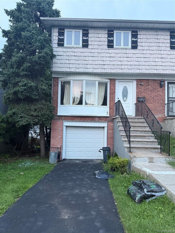 4 Gerri Ln - Photo 2 of 11