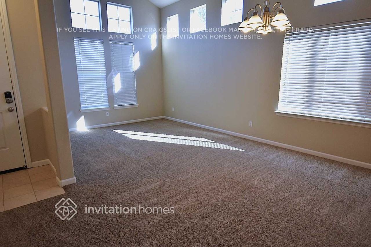 8252 Grisham Way - Photo 4 of 23
