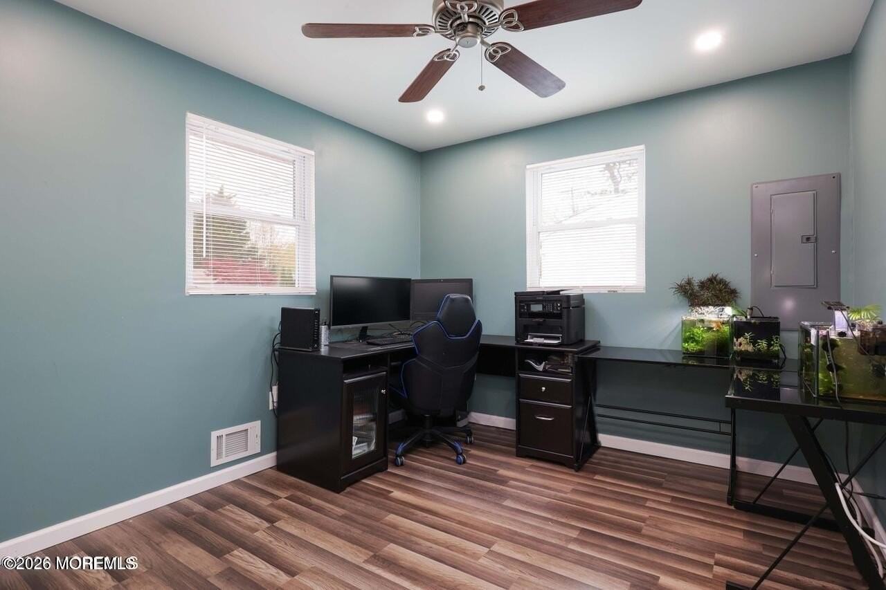 36 Bay Laurel Dr - Photo 3 of 10