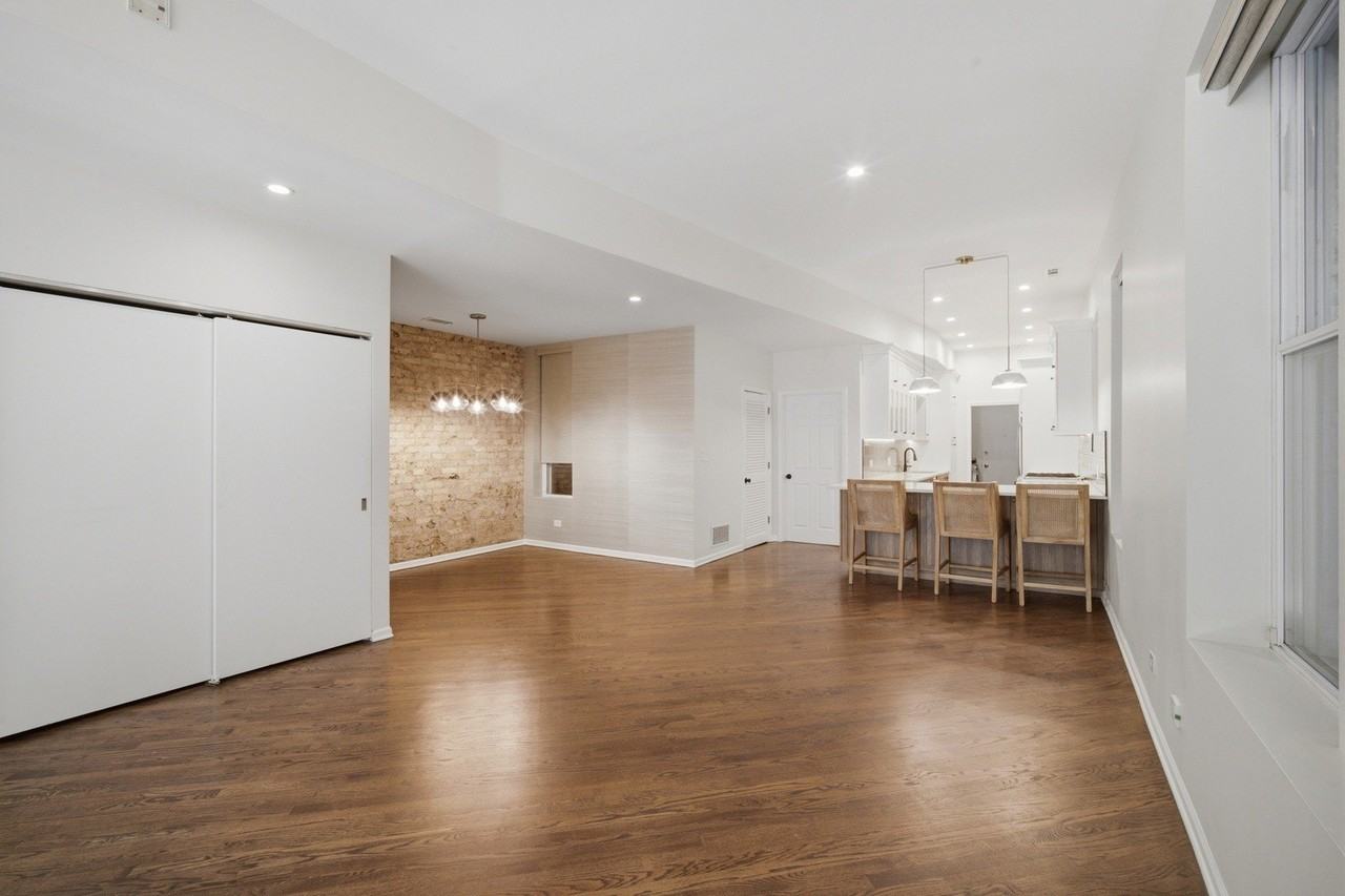 626 W Buckingham Pl #1E - Photo 5 of 26