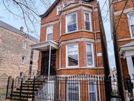 featured image of 2253 S Whipple St