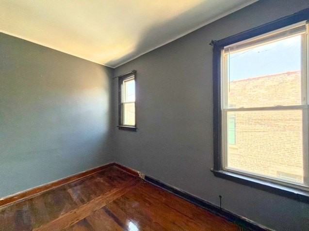 3814 S Hermitage Ave #2 - Photo 6 of 8
