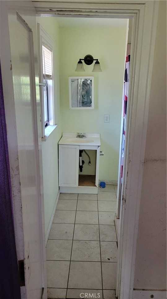 120 W Marshall Blvd #6 - Photo 2 of 7