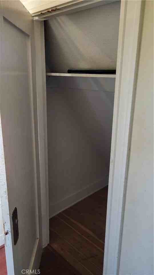 120 W Marshall Blvd #6 - Photo 3 of 7