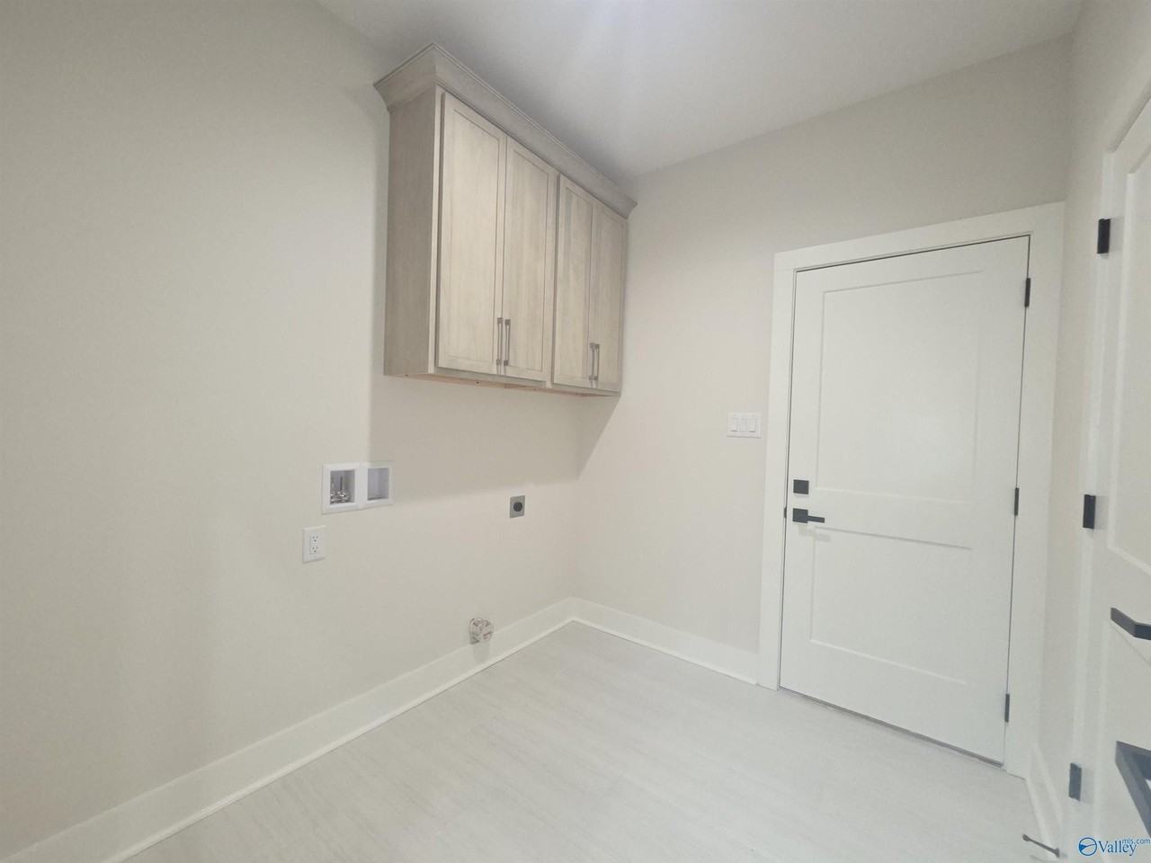 2909 9th Ave Sw - Photo 7 of 16