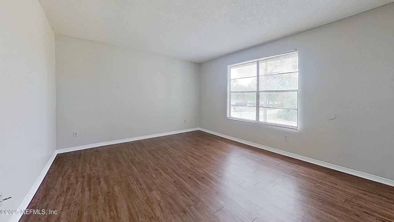 477 Crabapple Ct #C - Photo 6 of 11