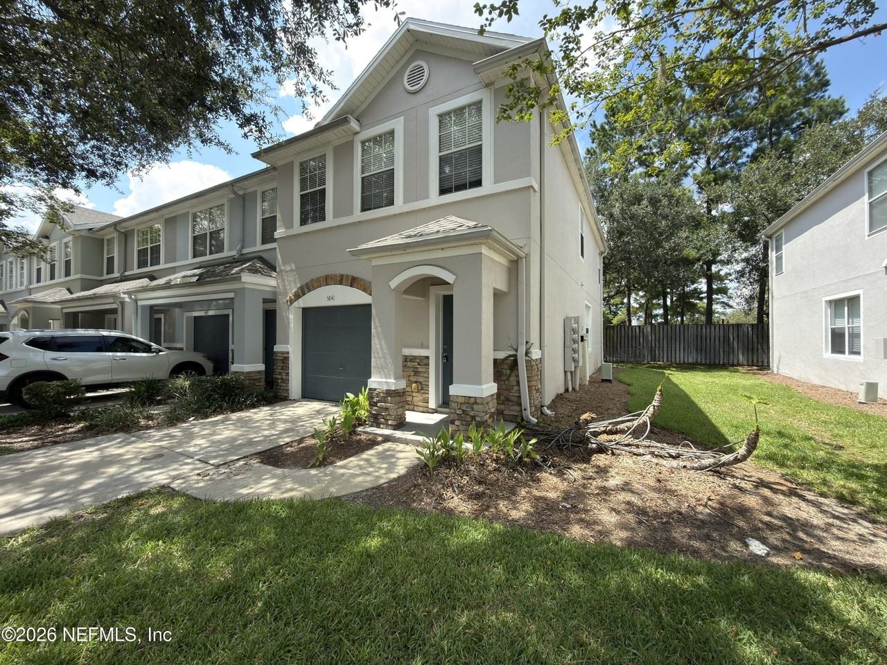 5841 Parkstone Crossing Dr - Photo 2 of 25
