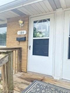 184 Kenwood Ave - Photo 3 of 13