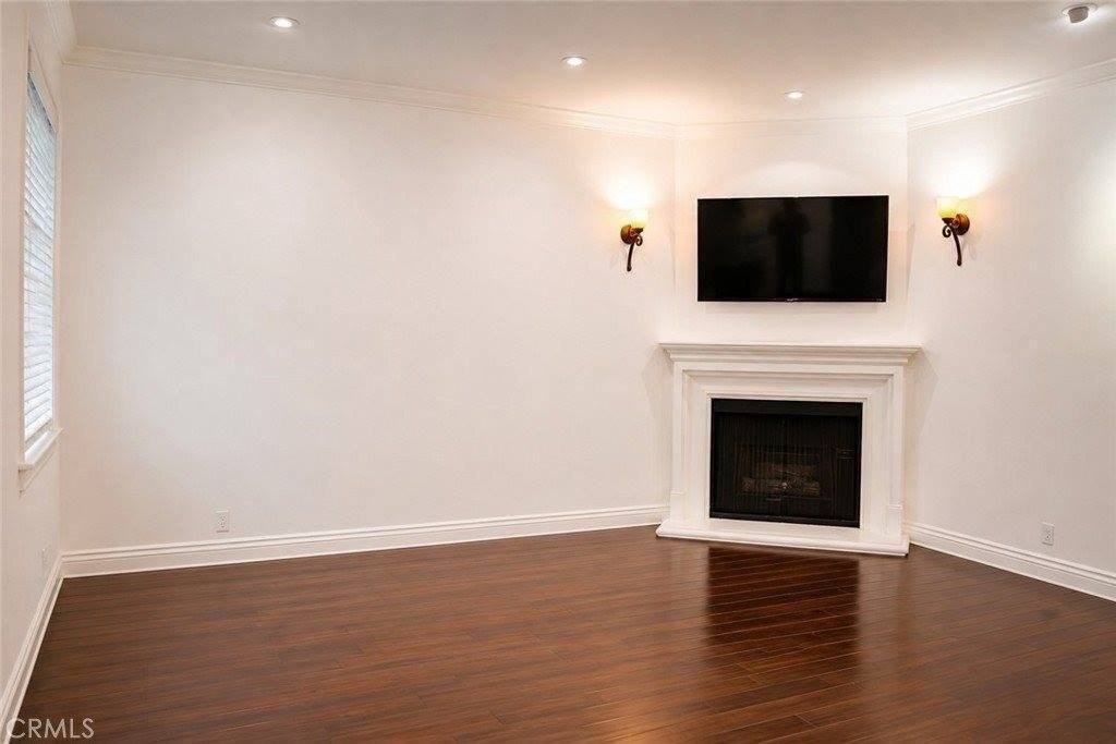 4128 Whitsett Ave - Photo 5 of 14