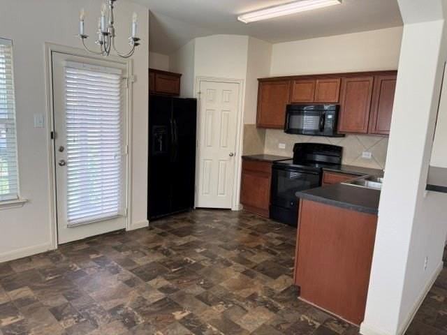 173 Cazador Dr - Photo 3 of 9