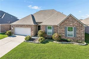 featured image of 697 Lakeshore Village Dr