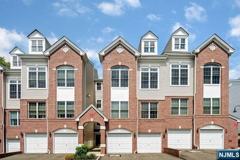 19 Ashley Ct - Photo 1 of 1