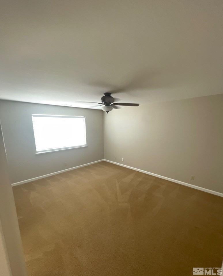 7445 Hunter Glen Dr - Photo 5 of 15