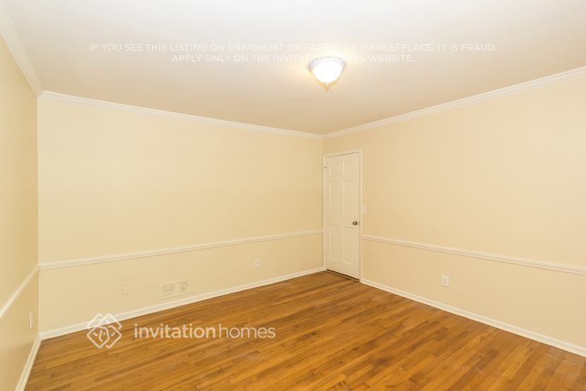 5100 Greentree Trl - Photo 5 of 19