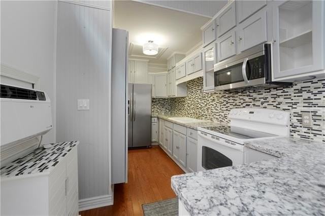 923 Saint Philip St #AB - Photo 4 of 13