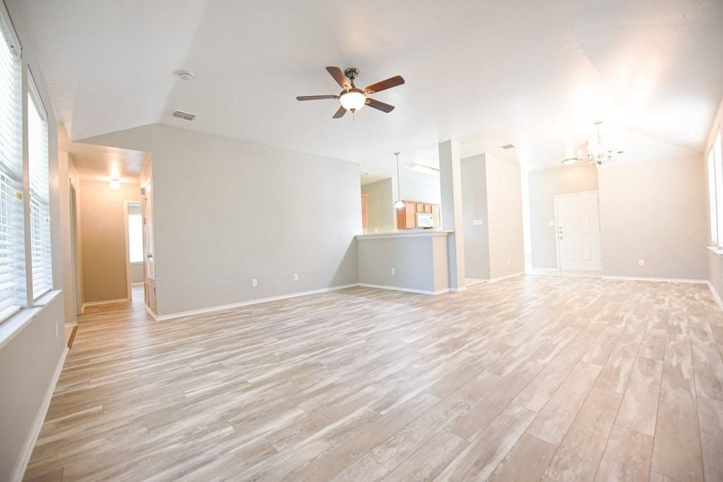 421 Stanley Falls Dr - Photo 3 of 26