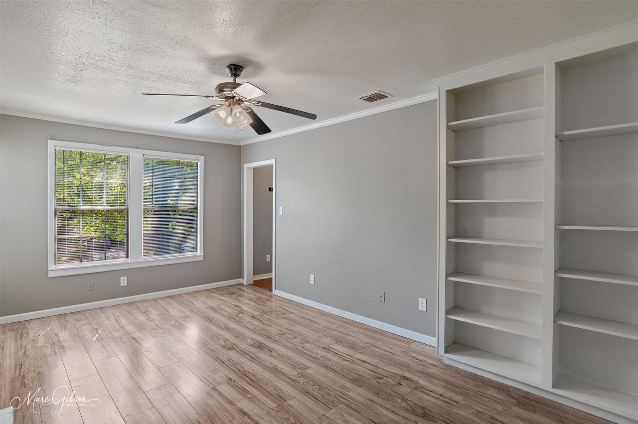 3308 Alexander Ave - Photo 4 of 23