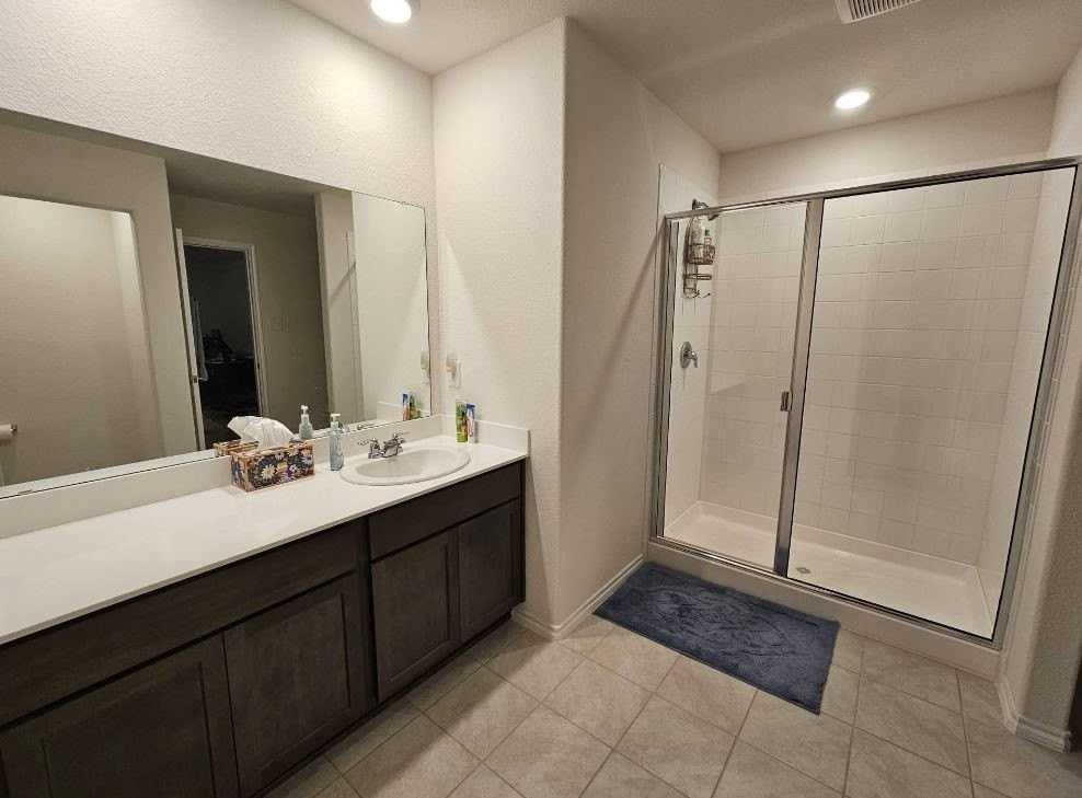 708 English Dr - Photo 3 of 12