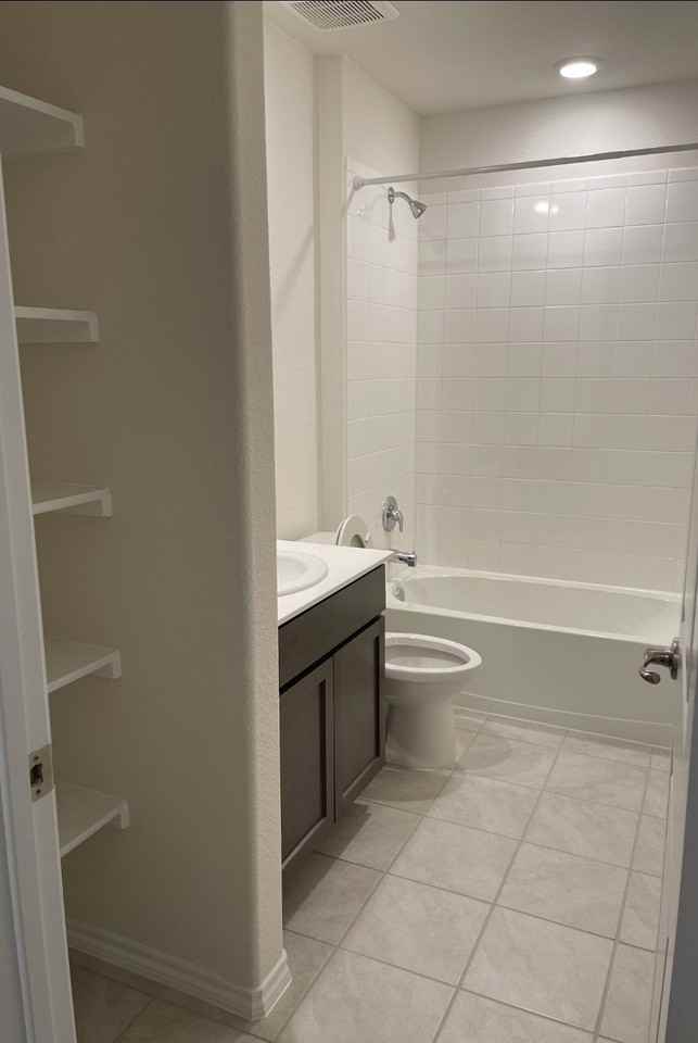 708 English Dr - Photo 7 of 12