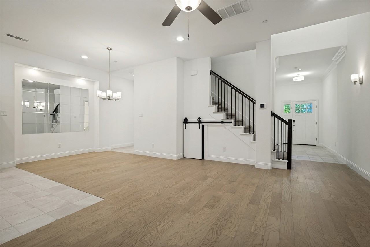 116 Harwood Dr - Photo 4 of 14