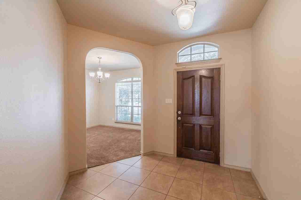 10844 Irish Glen Trl - Photo 4 of 40