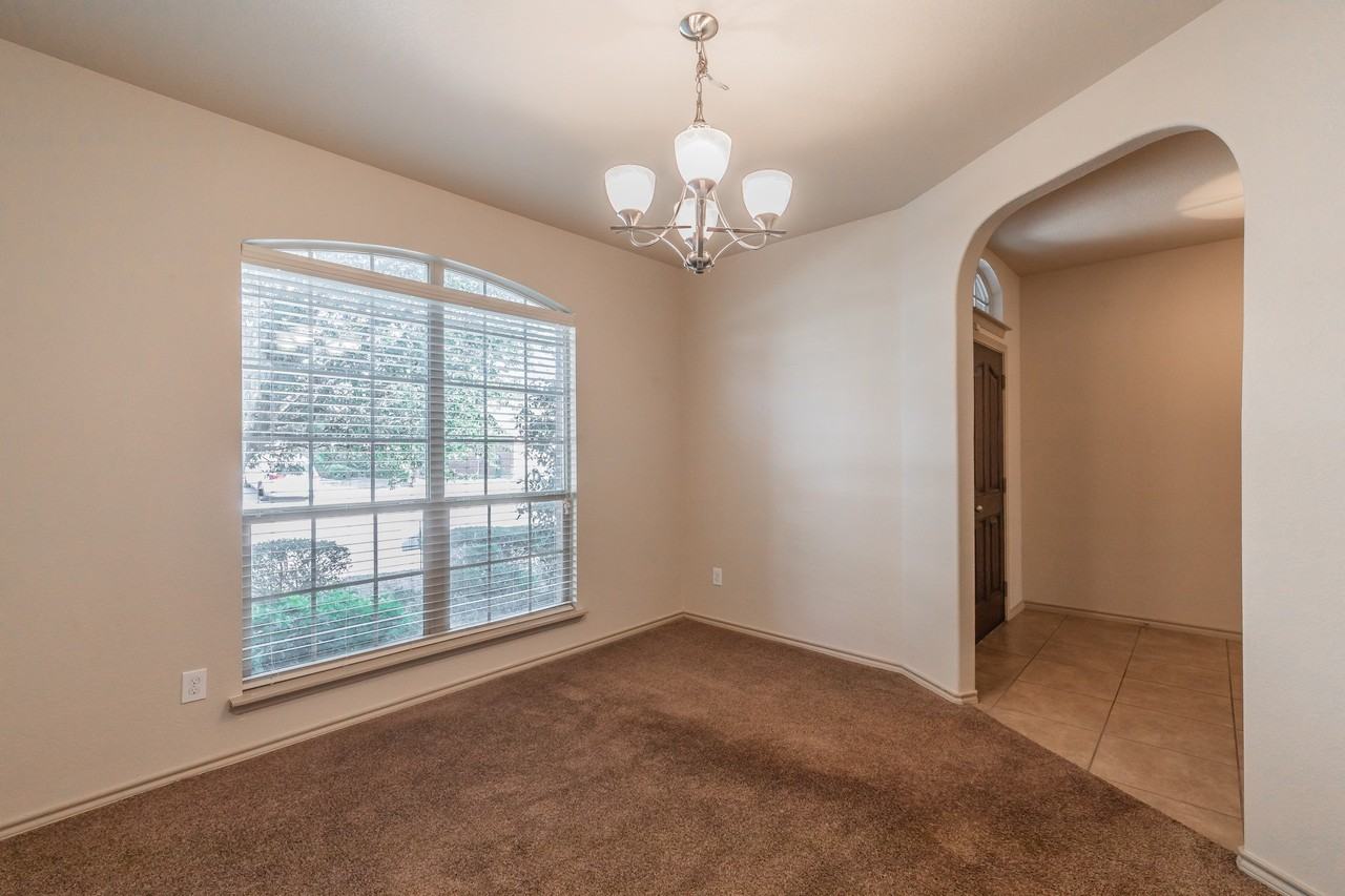 10844 Irish Glen Trl - Photo 5 of 40