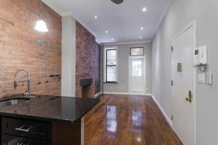 279 E 10th St #2 - Photo 1 of 1