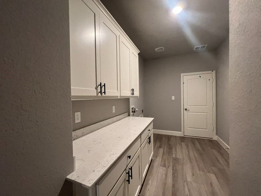 368 Lake Bluff Dr - Photo 7 of 10