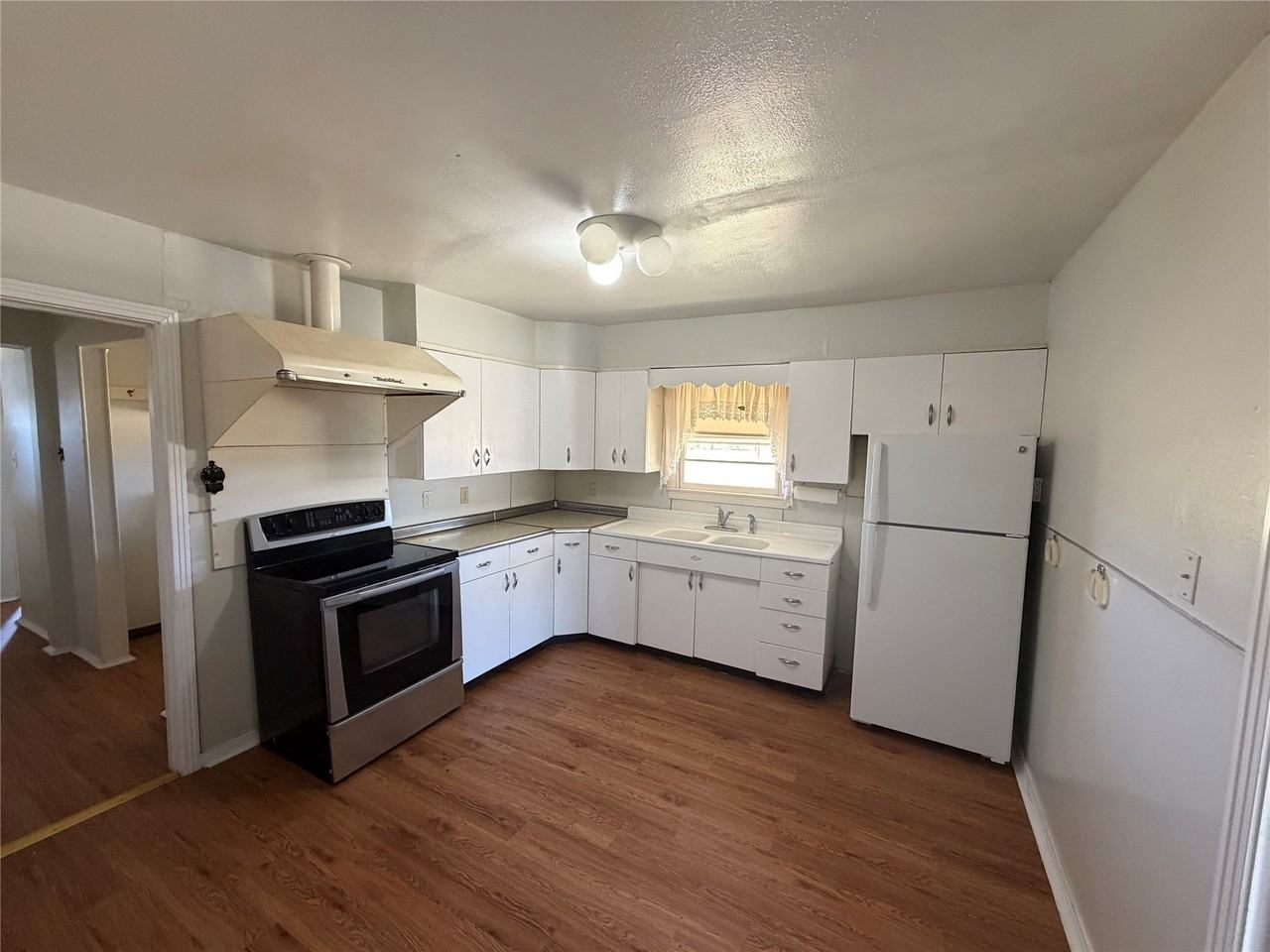 420 Barnes Bridge Rd - Photo 4 of 12