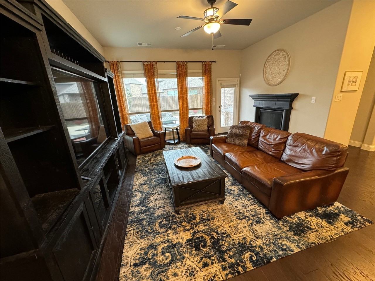 1304 Torrent Dr - Photo 7 of 21