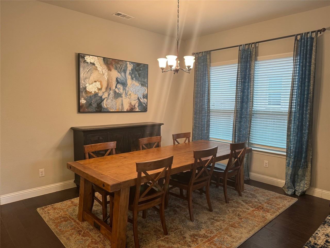 1304 Torrent Dr - Photo 6 of 21