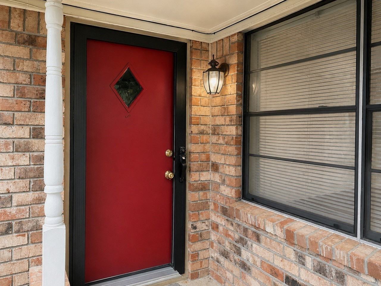 2111 Quail Run #A - Photo 2 of 11