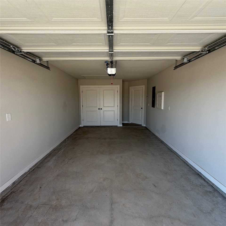 518 Colorado St - Photo 2 of 18