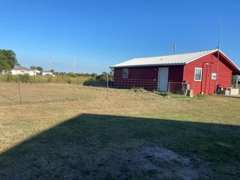 4156 Fm 118 - Photo 2 of 12