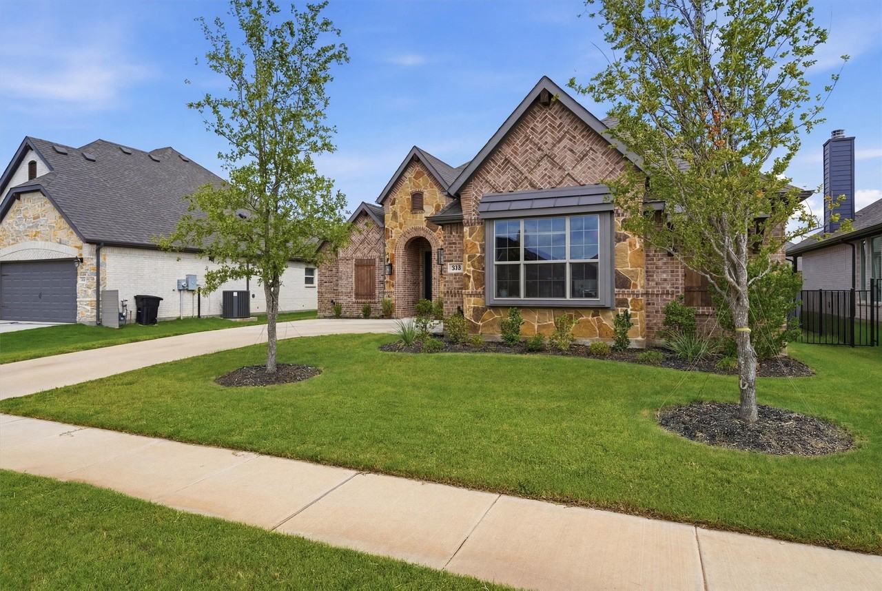 313 Bowrider Ln - Photo 3 of 31