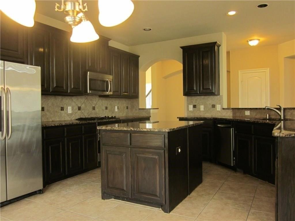 13951 Veranda Ct - Photo 5 of 28