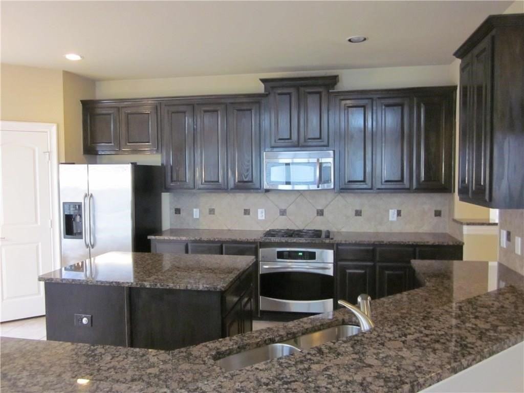 13951 Veranda Ct - Photo 7 of 28