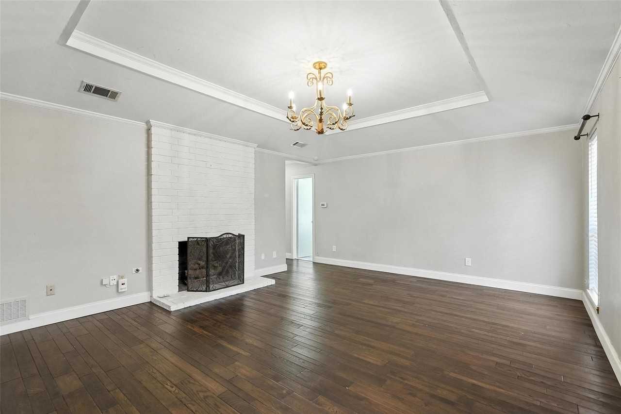 7938 Fair Oaks Ave - Photo 5 of 27