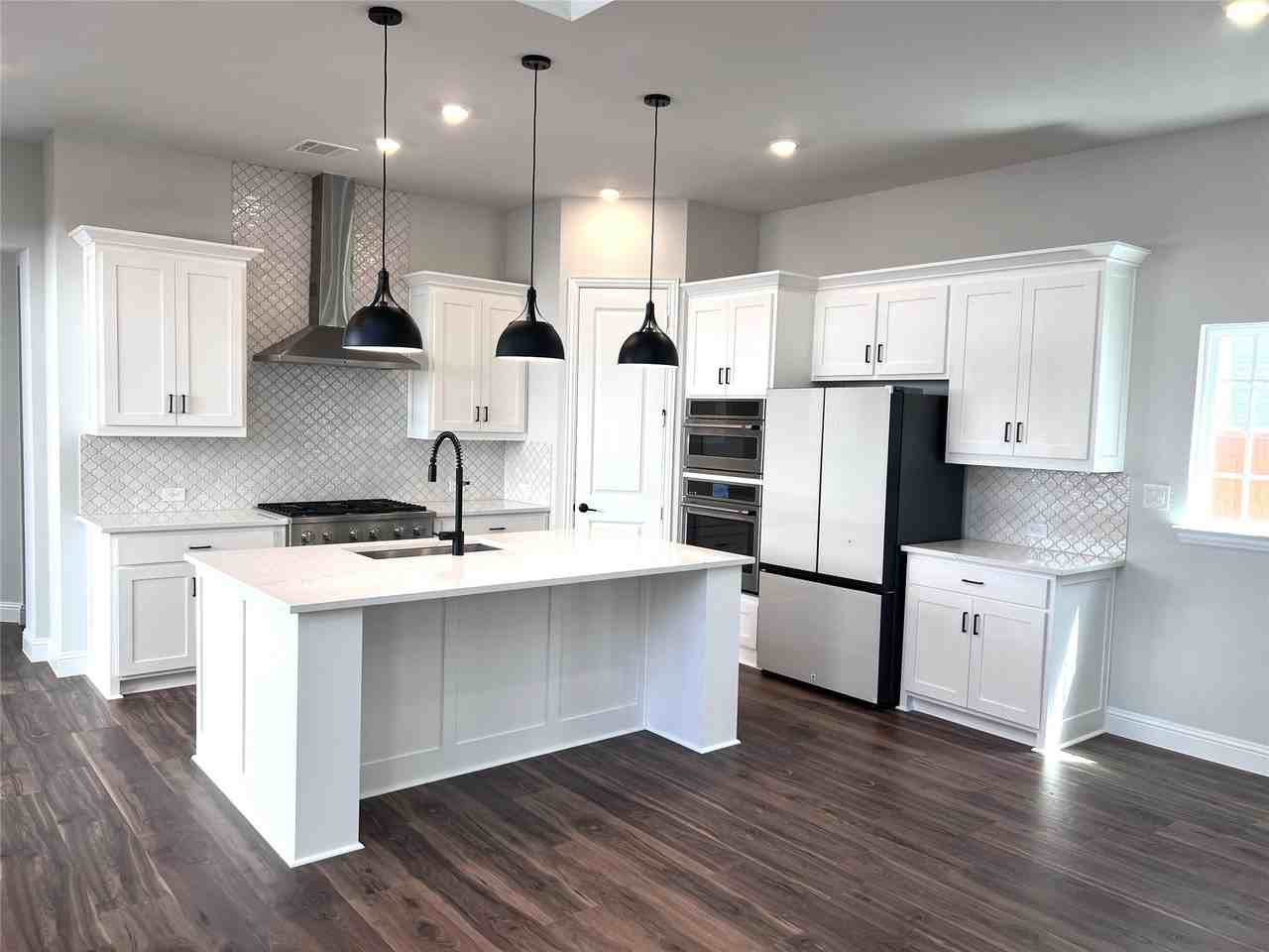 3579 Honeycutt Dr - Photo 7 of 32