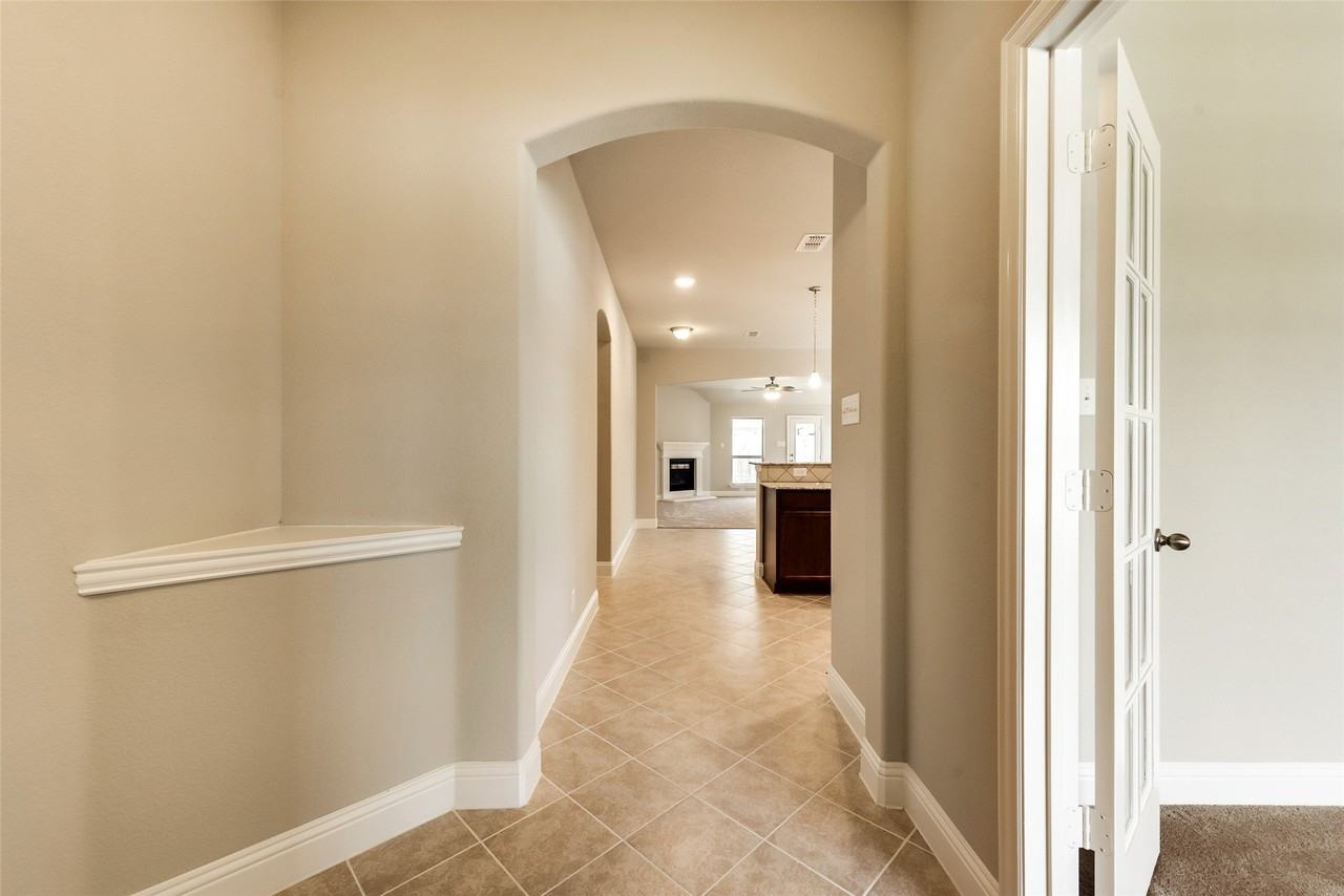800 Bird Creek Dr - Photo 6 of 28