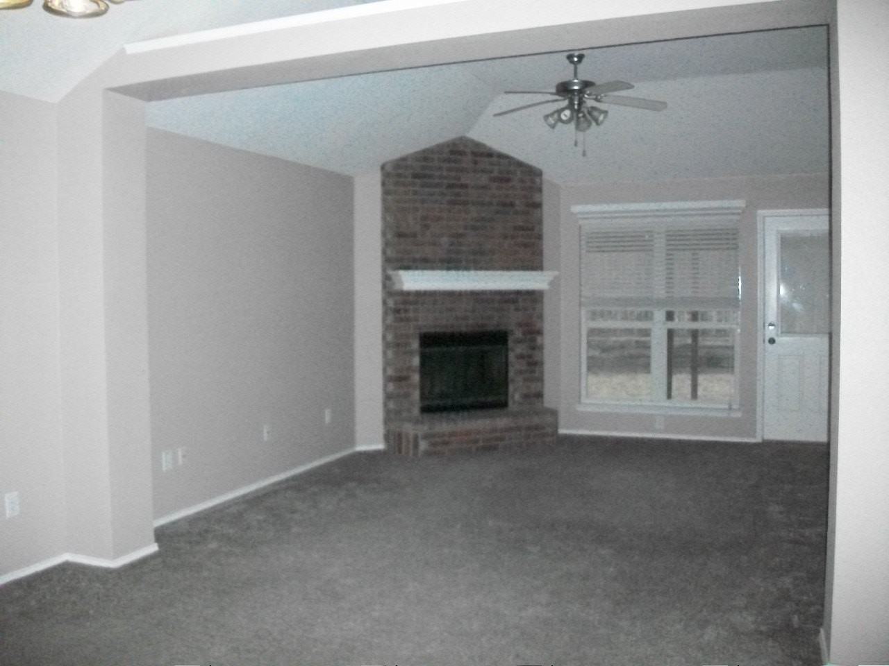 4735 Topaz Ln - Photo 4 of 18