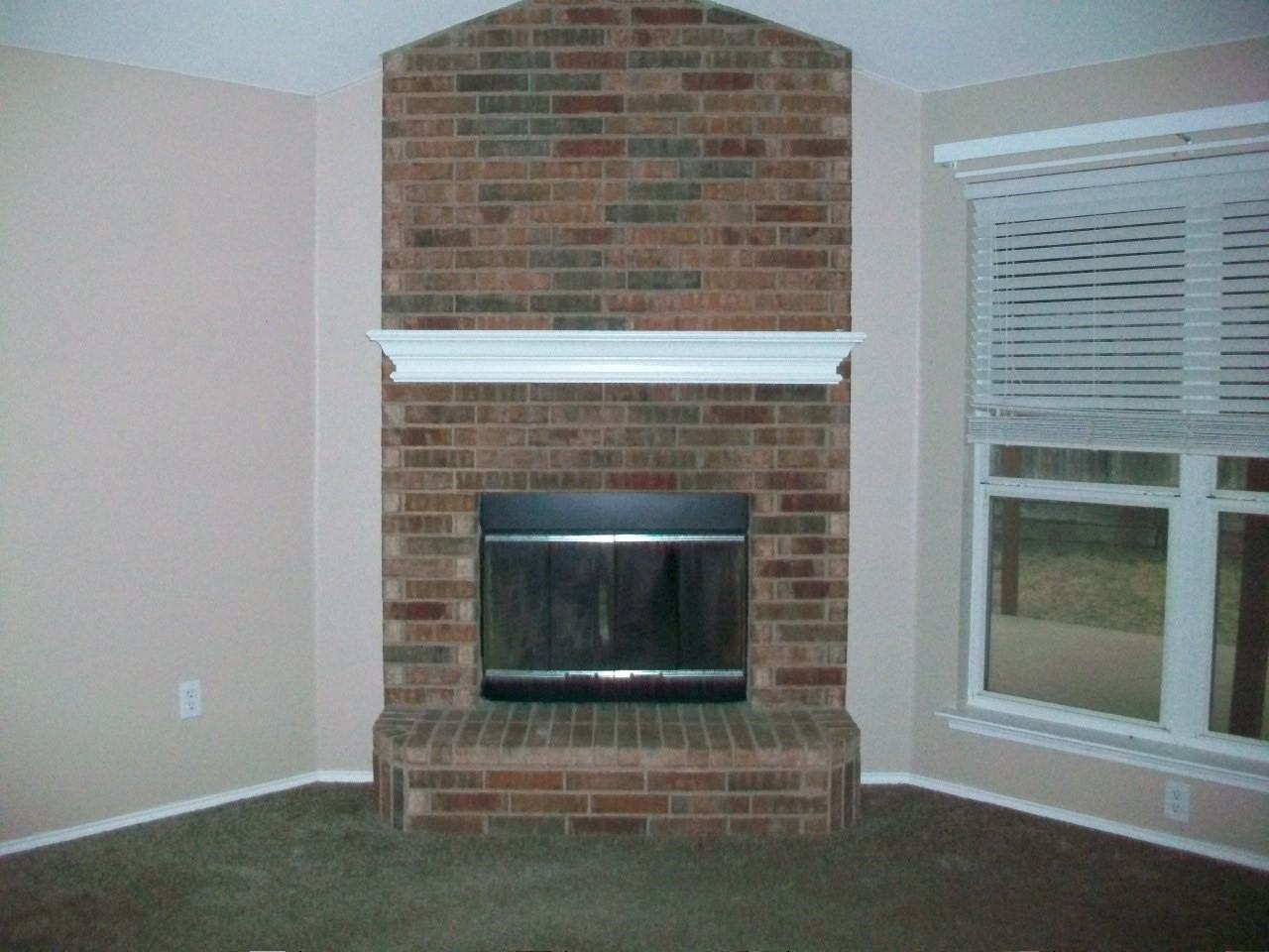 4735 Topaz Ln - Photo 5 of 18